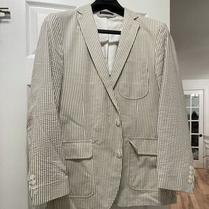 Men’s Gray Seer Sucker blazer- 42 Regular